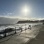 Admirals - Part Of The The Bay Village With Pool, Gym And Direct Access, Pub, Restaurant, Tennis And Meadows Walks Feriehus Filey