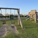 Admirals - Part Of The The Bay Village With Pool, Gym And Direct Access, Pub, Restaurant, Tennis And Meadows Walks Vakantiehuis Filey